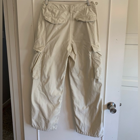 TNA Supply  Cargo Pant. Color is Gd humus beige. Size 4 short version. - Picture 8 of 16